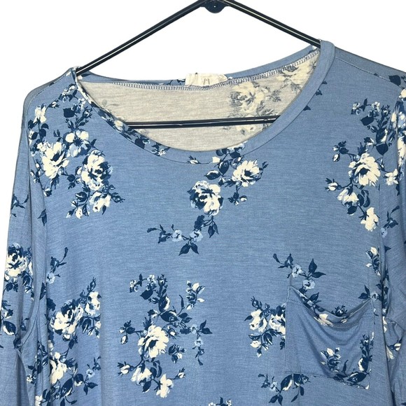 AJ My Amelia James Blue Flower Top, Size 3XL - Picture 3 of 11